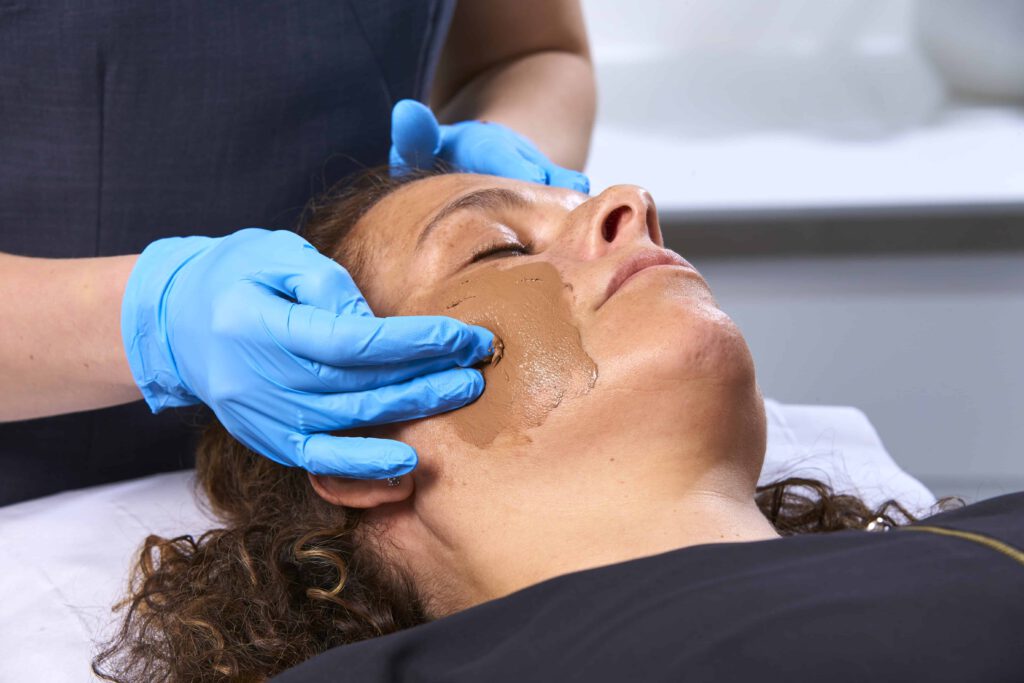 cosmelan peel